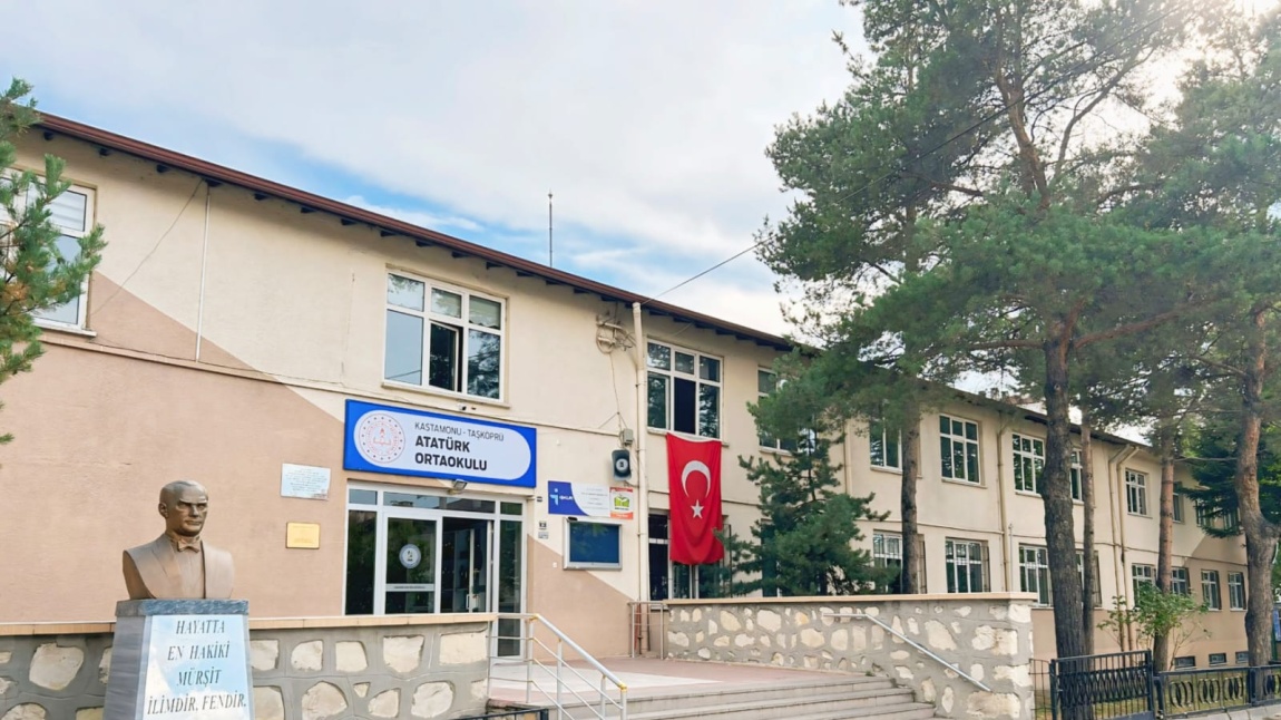 Atatürk Ortaokulu Fotoğrafı